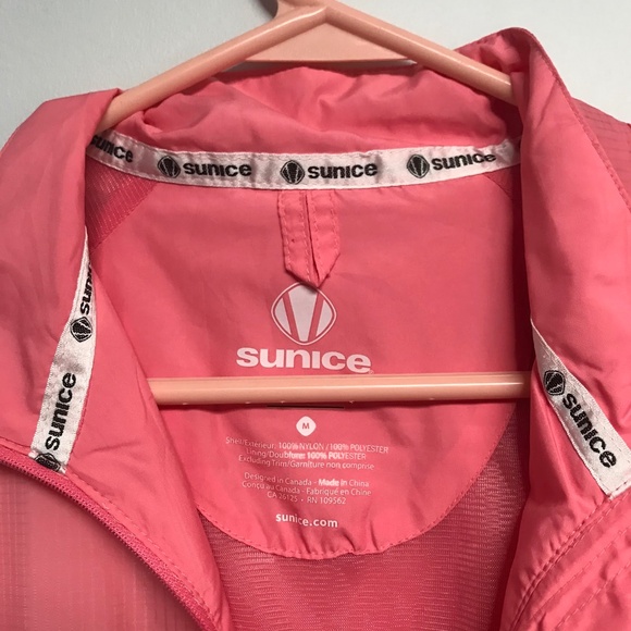 Women's Pink Sunice Jacket - Picture 3 of 6
